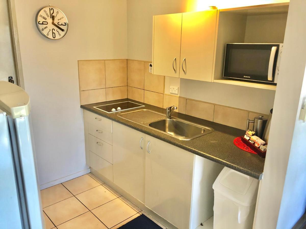 Absolute Lake View Motel Таупо Екстер'єр фото