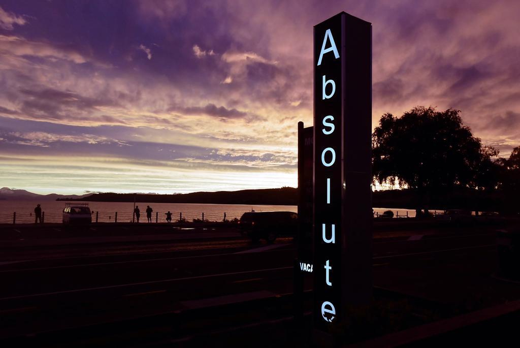 Absolute Lake View Motel Таупо Екстер'єр фото