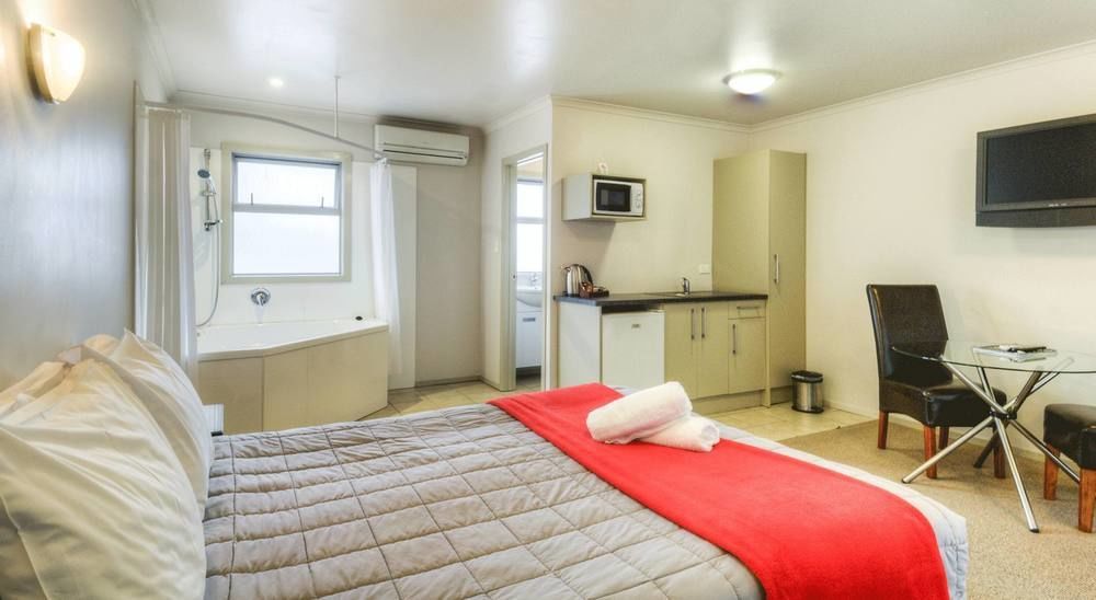 Absolute Lake View Motel Таупо Екстер'єр фото