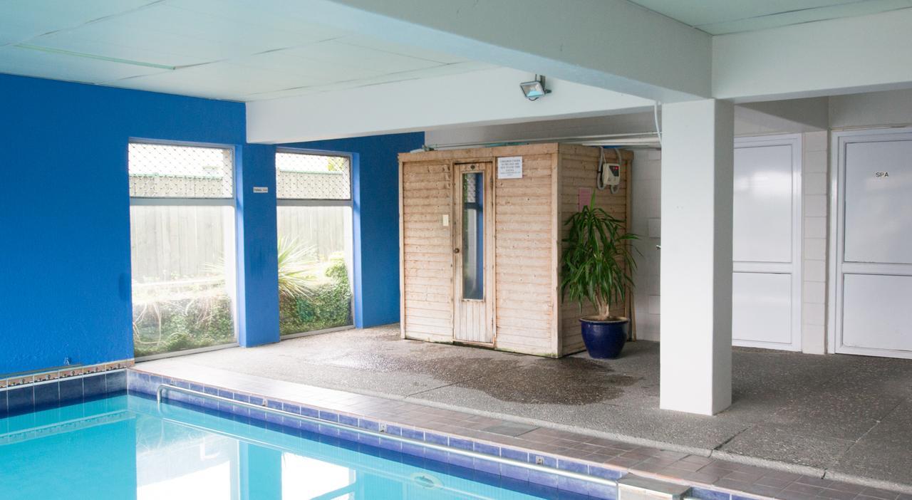 Absolute Lake View Motel Таупо Екстер'єр фото